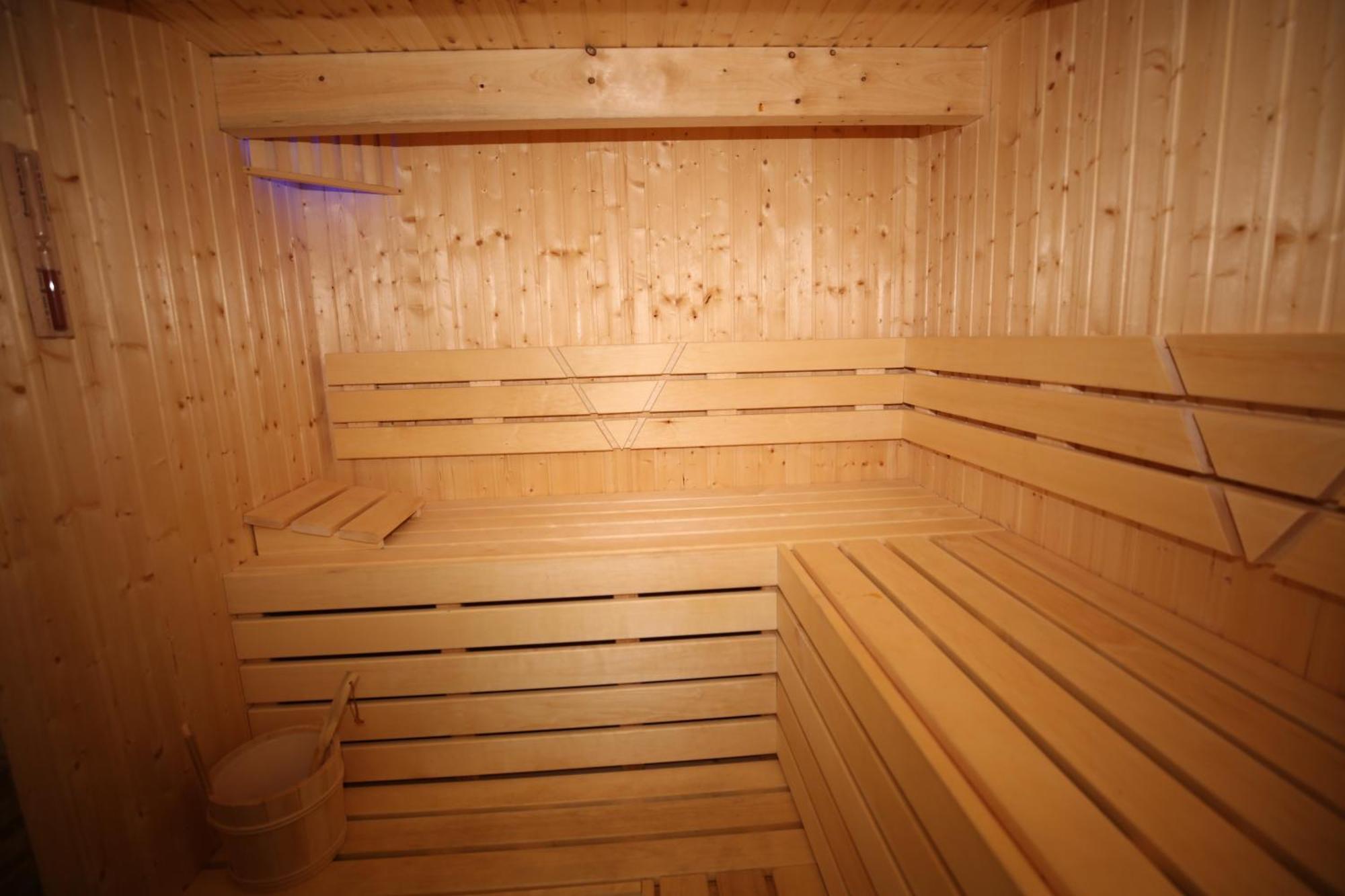 Eine Sehr Gemuetliche Dachgeschoss Ferienwohnung Ihlow  Bagian luar foto